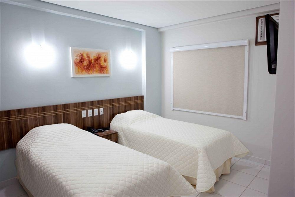 Serras Hotel 쿠이아바 외부 사진
